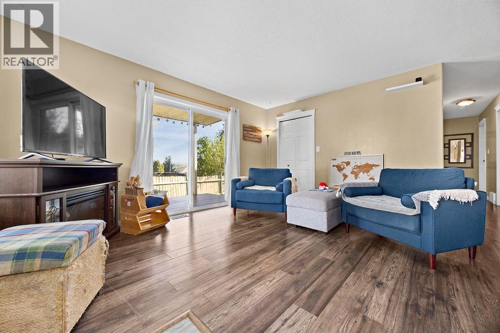 167 Cliffview Drive Unit# 4