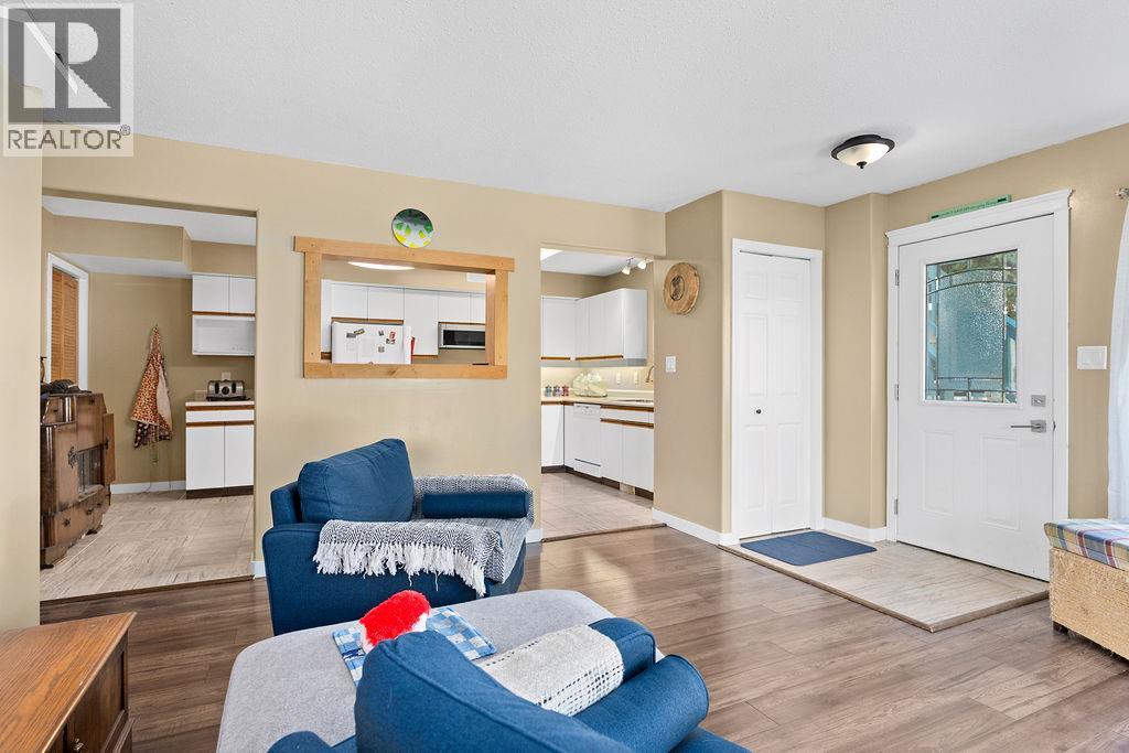 167 Cliffview Drive Unit# 4