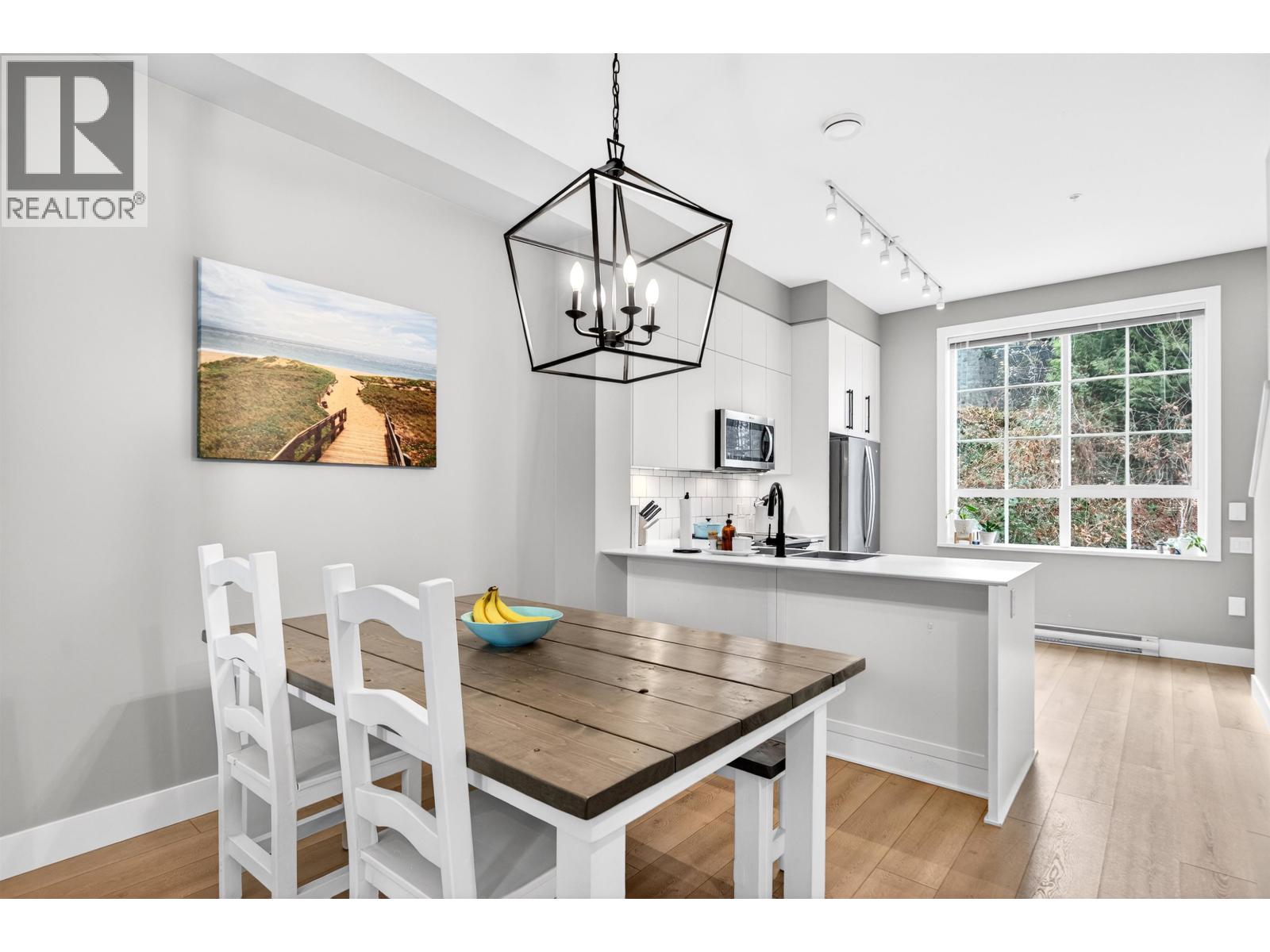 7 19696 HAMMOND ROAD