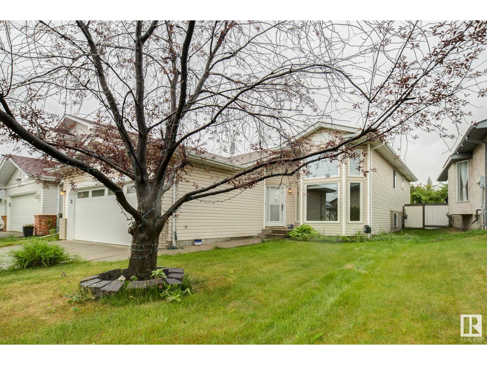 320 JILLINGS CR NW