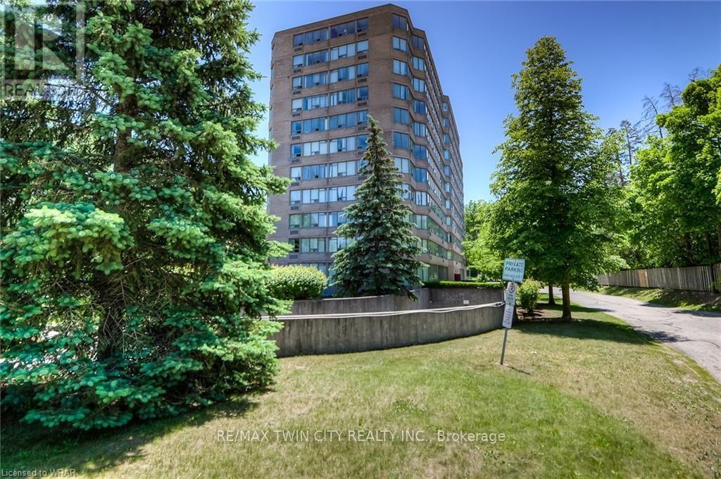 503 - 3227 KING STREET E