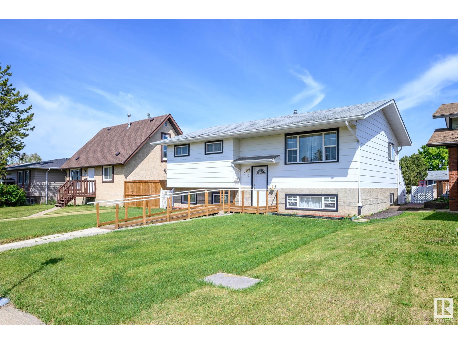5118 17A AV NW