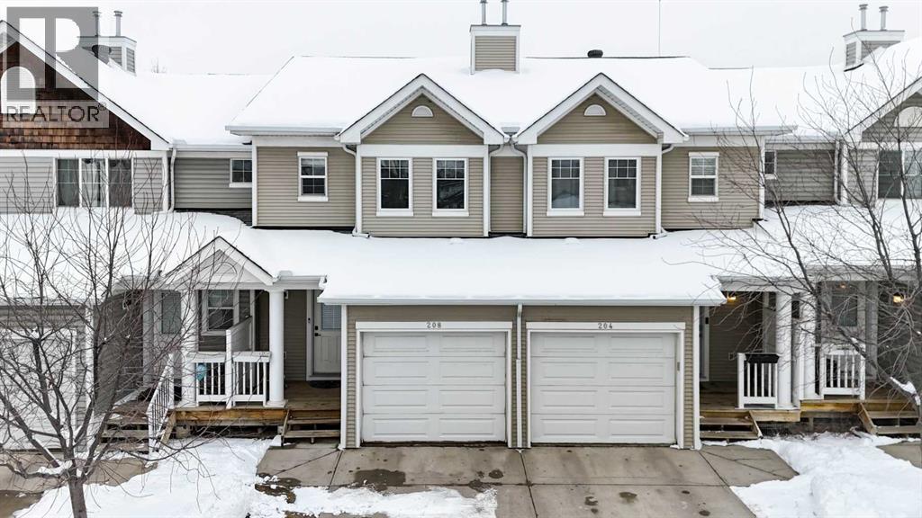 208 Country Village Manor NE