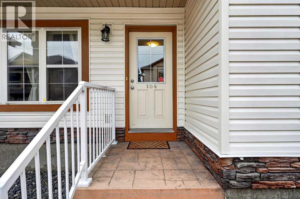 #104, 20 Panatella Landing NW
