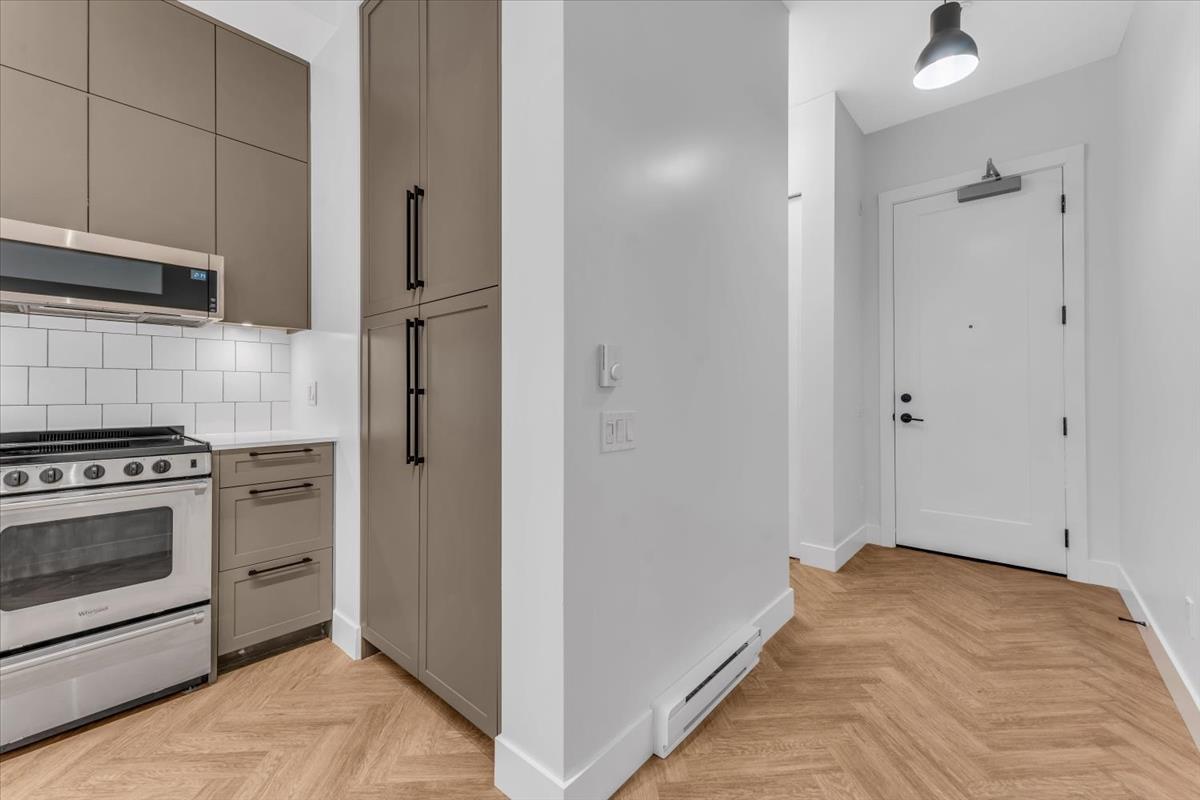 112 13929 105 BOULEVARD