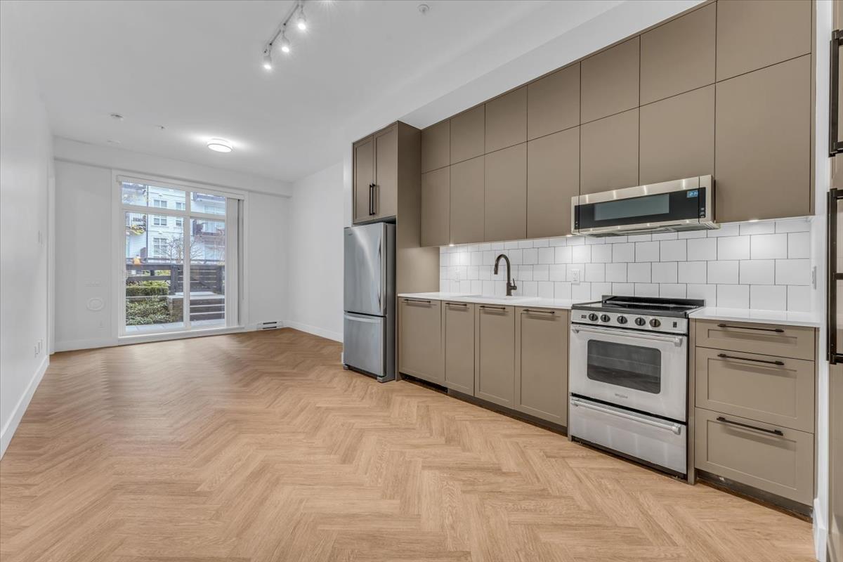 112 13929 105 BOULEVARD