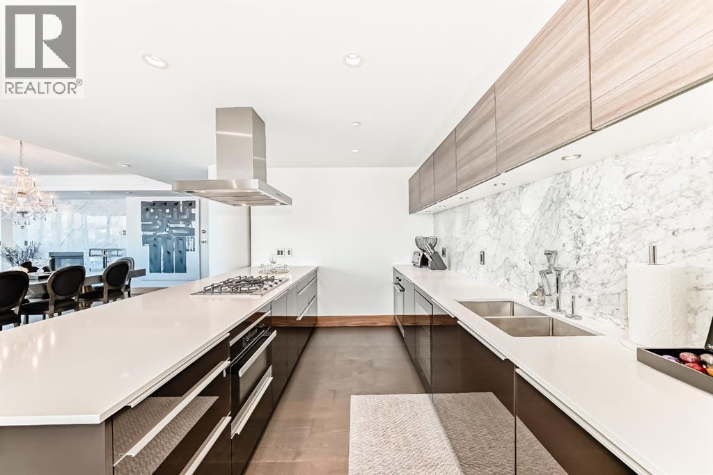 312, 738 1 Avenue SW