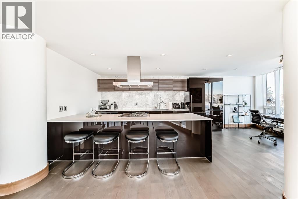 312, 738 1 Avenue SW