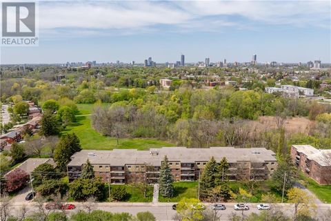 30 AVALON Place Unit# 307 Kitchener ON N2M4N6
