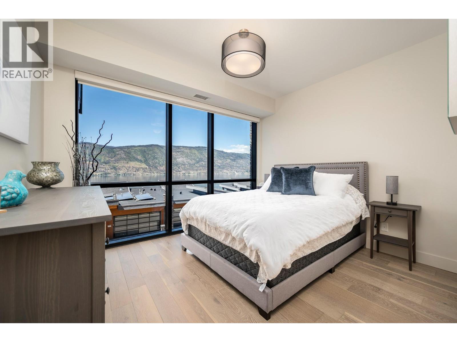 3475 Granite Close Unit# 211