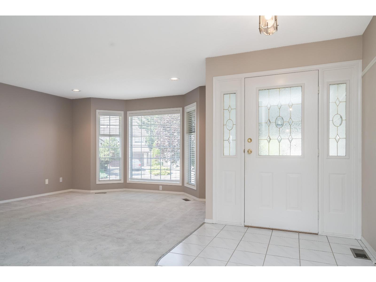 3332 HEDLEY STREET