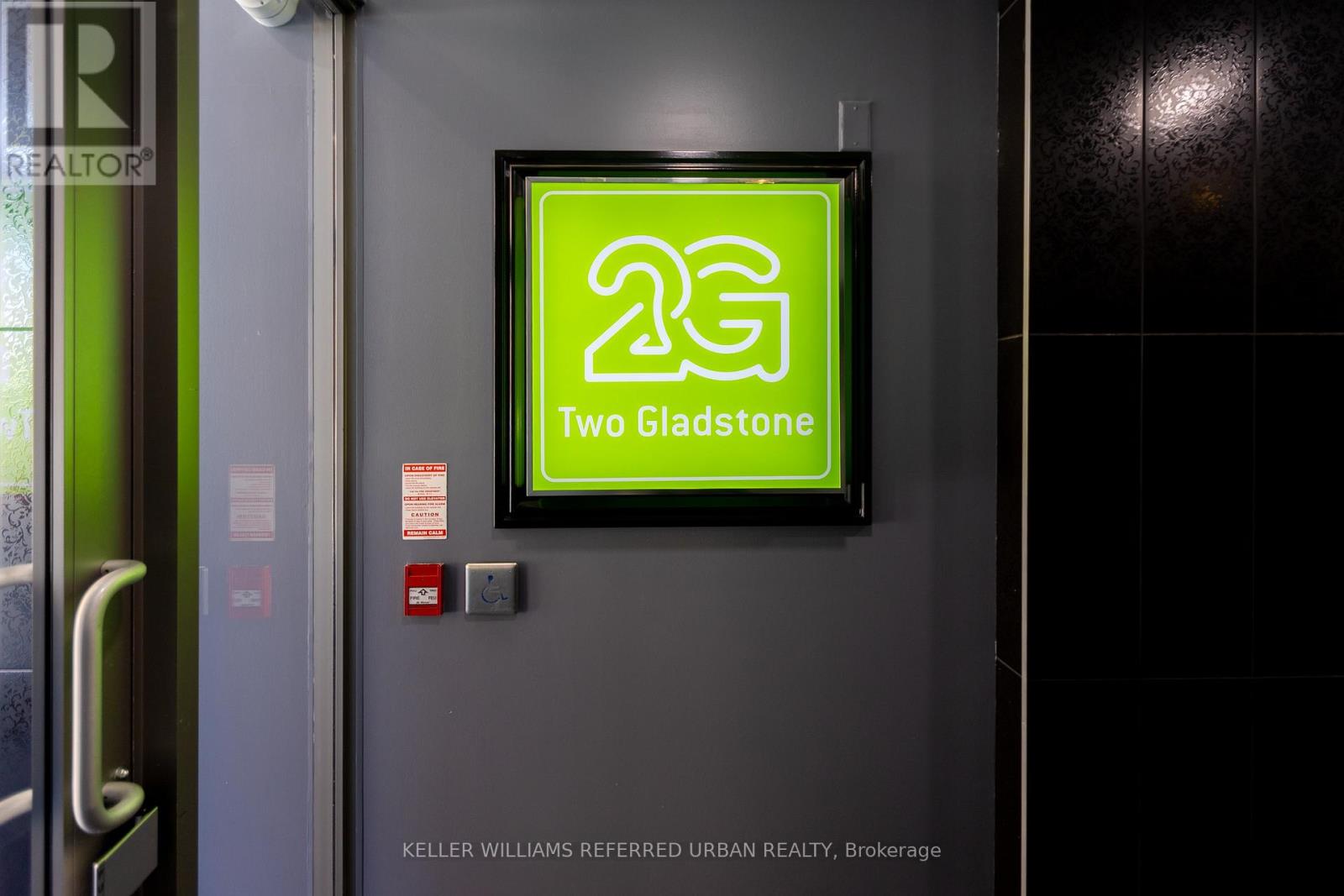 208 - 2 GLADSTONE AVENUE