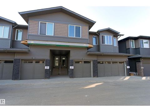 #21 2710 66 St SW SW Edmonton AB T6X1A3