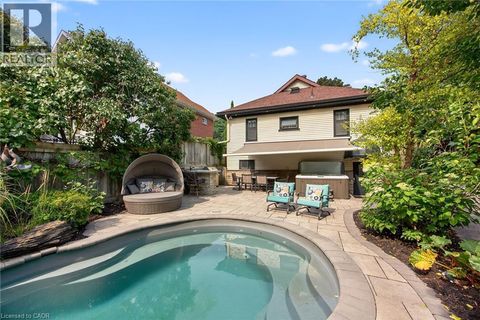 108 OWEN Street Barrie ON L4M3H7