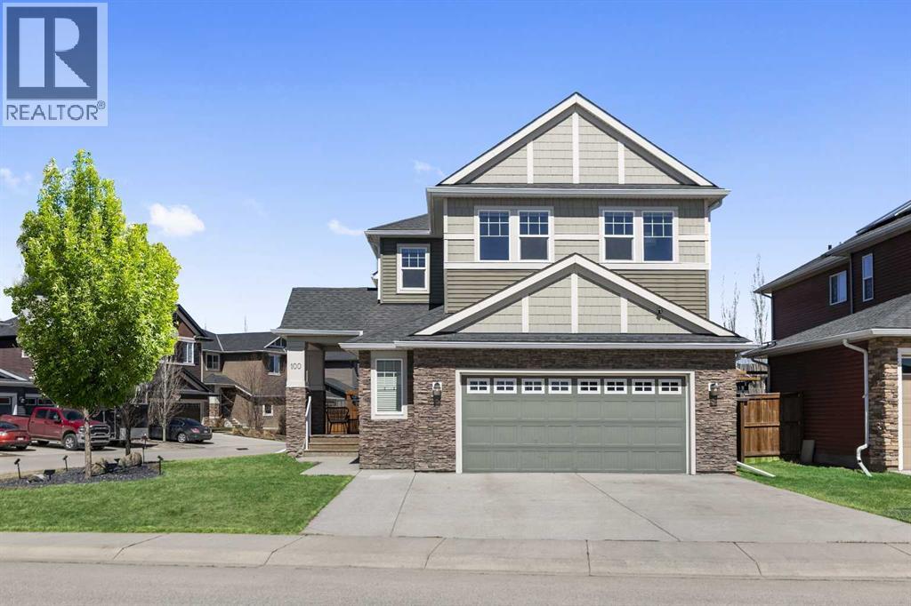 100 Kinniburgh Gardens