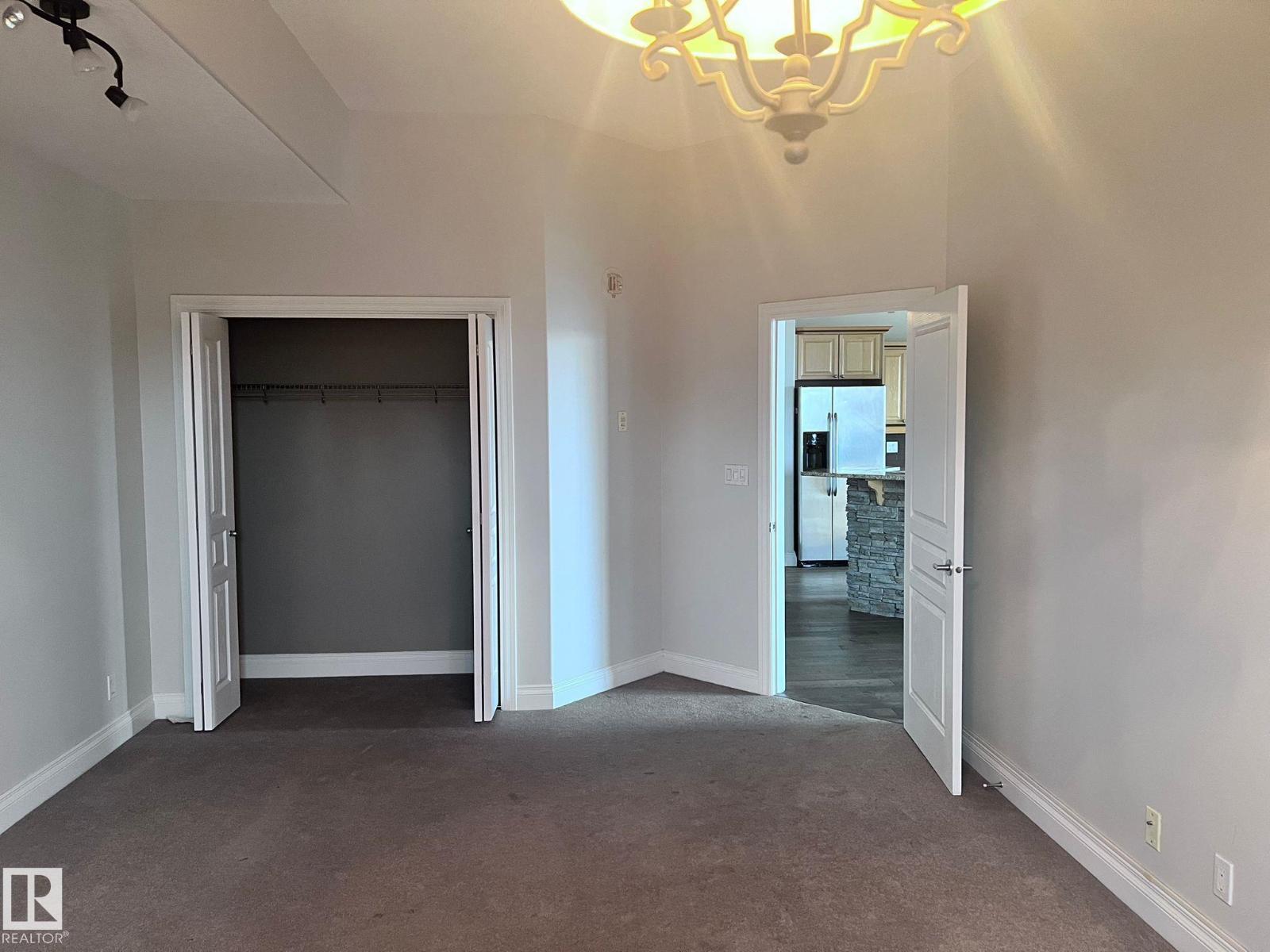 1006 10319 111 st NW