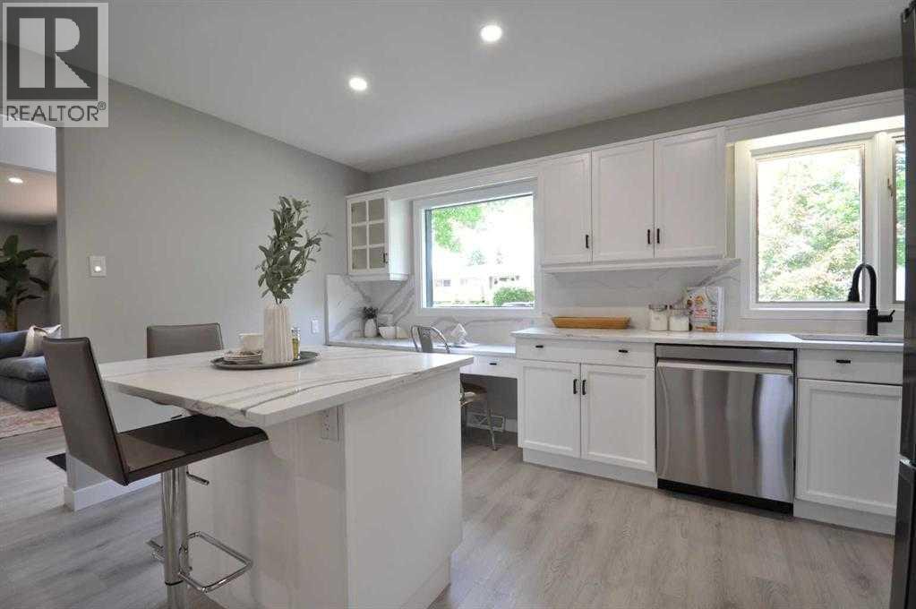 3824 Brooklyn Crescent NW