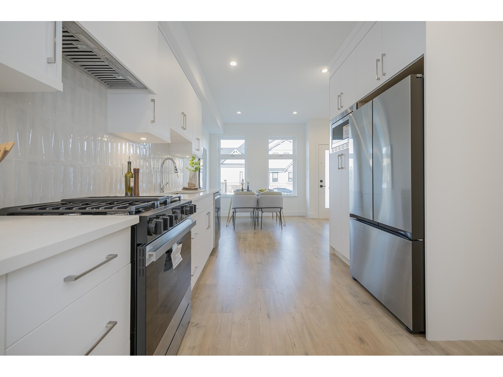 8 12770 105 AVENUE