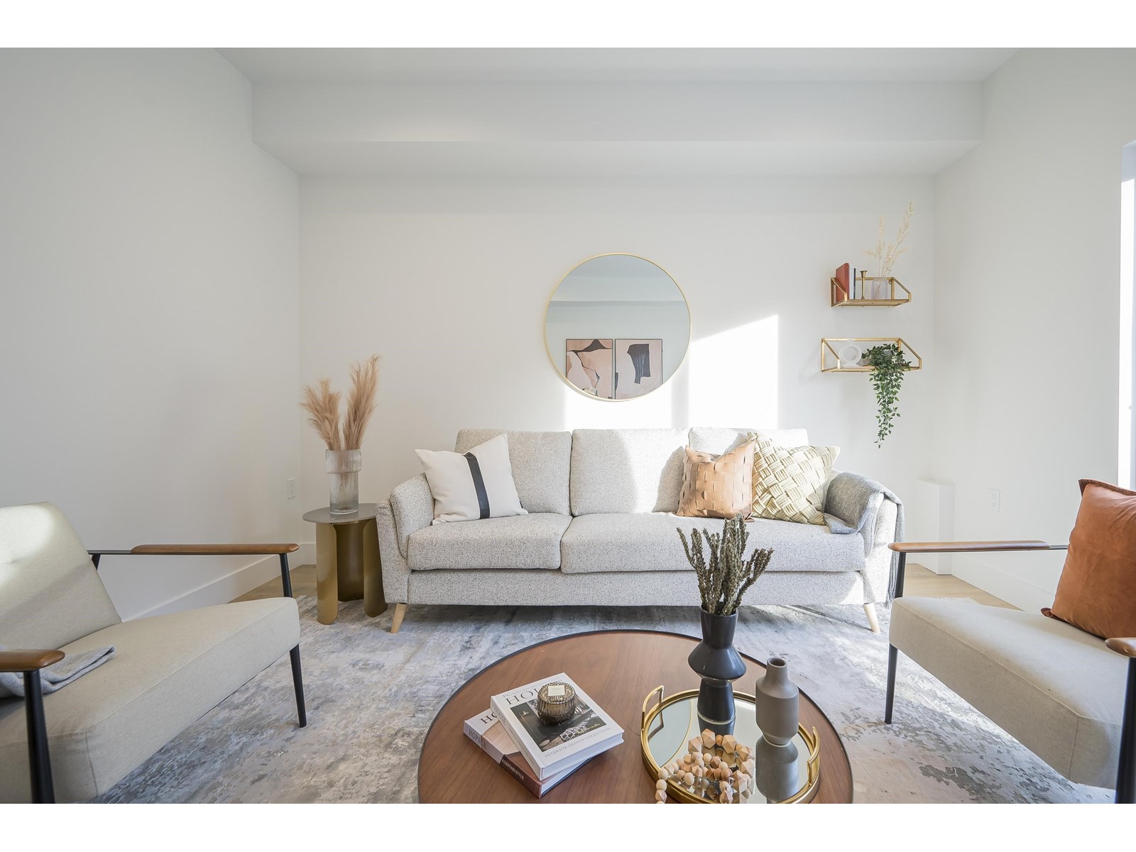 8 12770 105 AVENUE