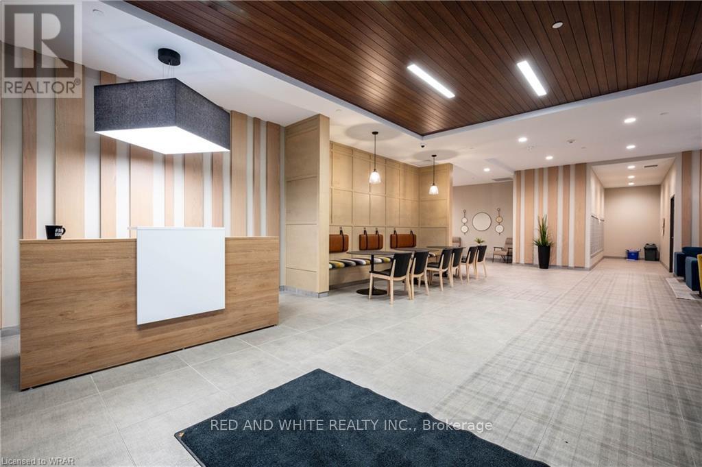 605 - 108 GARMENT STREET