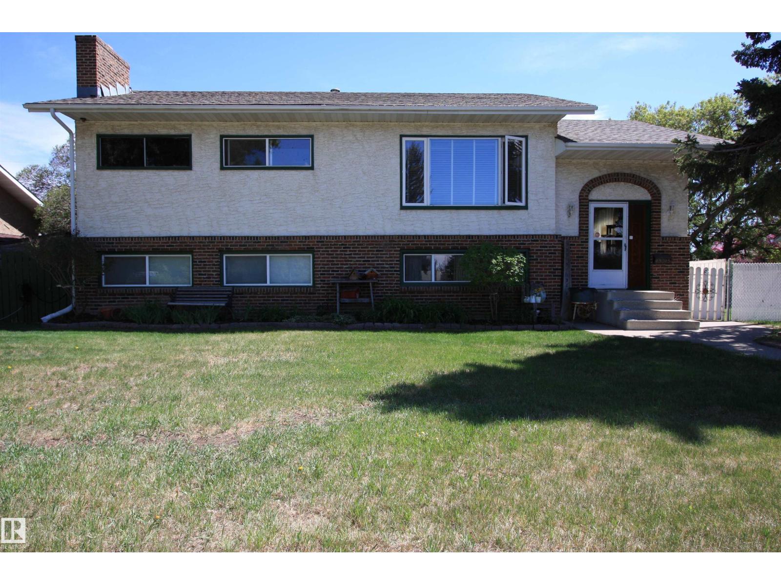 13315 136 ST NW