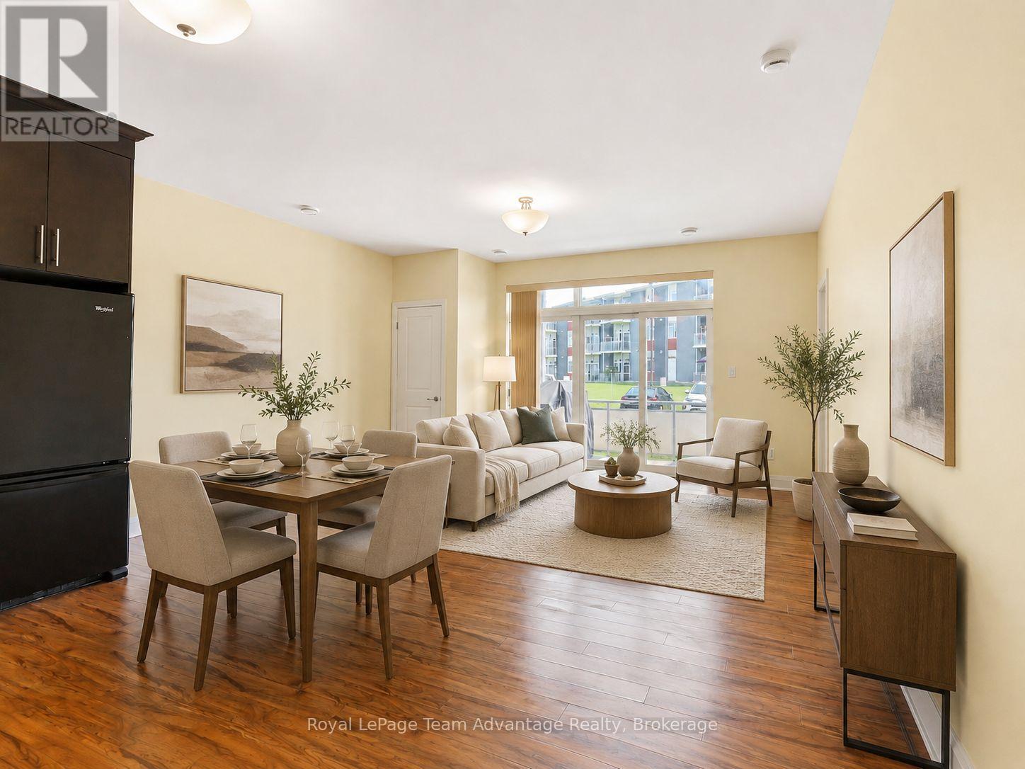 102-20D SILVER BIRCH COURT