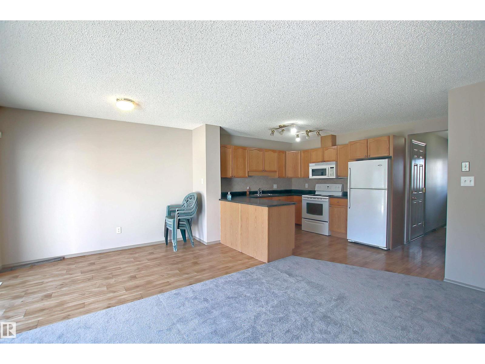 8129 7 AV SW