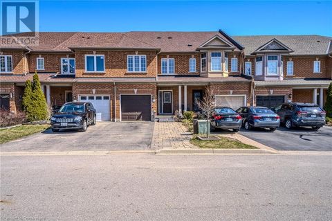 1821 MCCOY Avenue Burlington ON L7L7L8