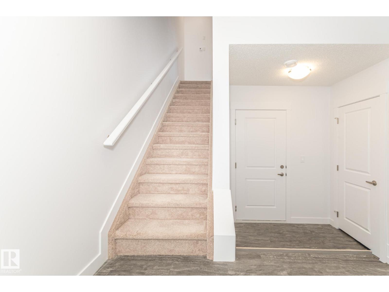 #14 735 Allard BV SW