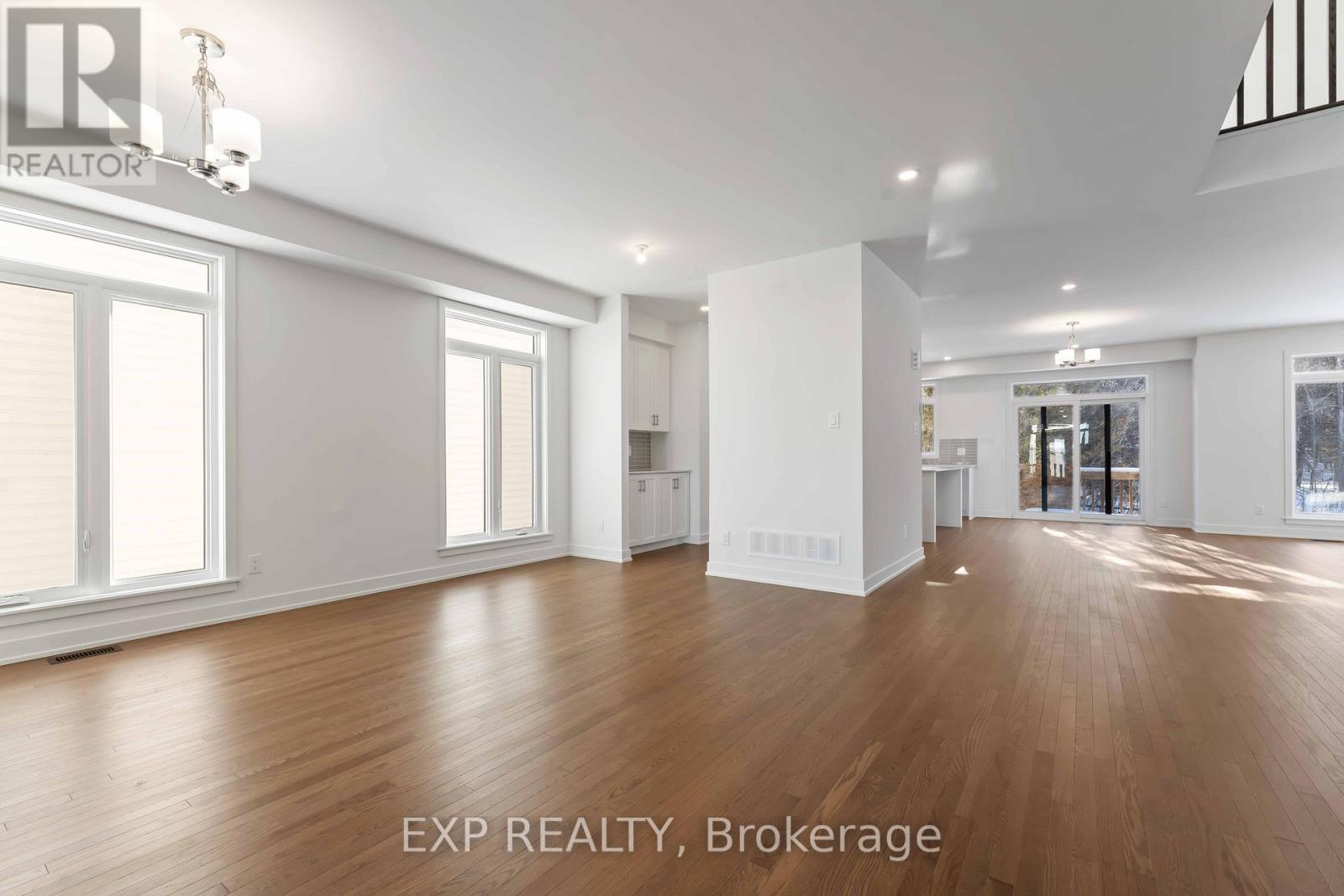 1752 ROTTERDAM CIRCLE