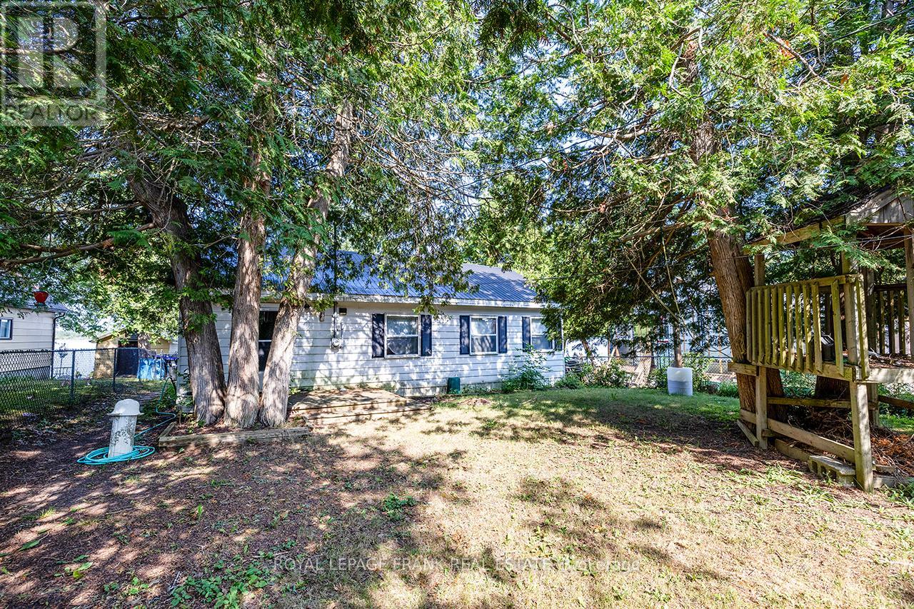 1206 BLACK BEACH LANE