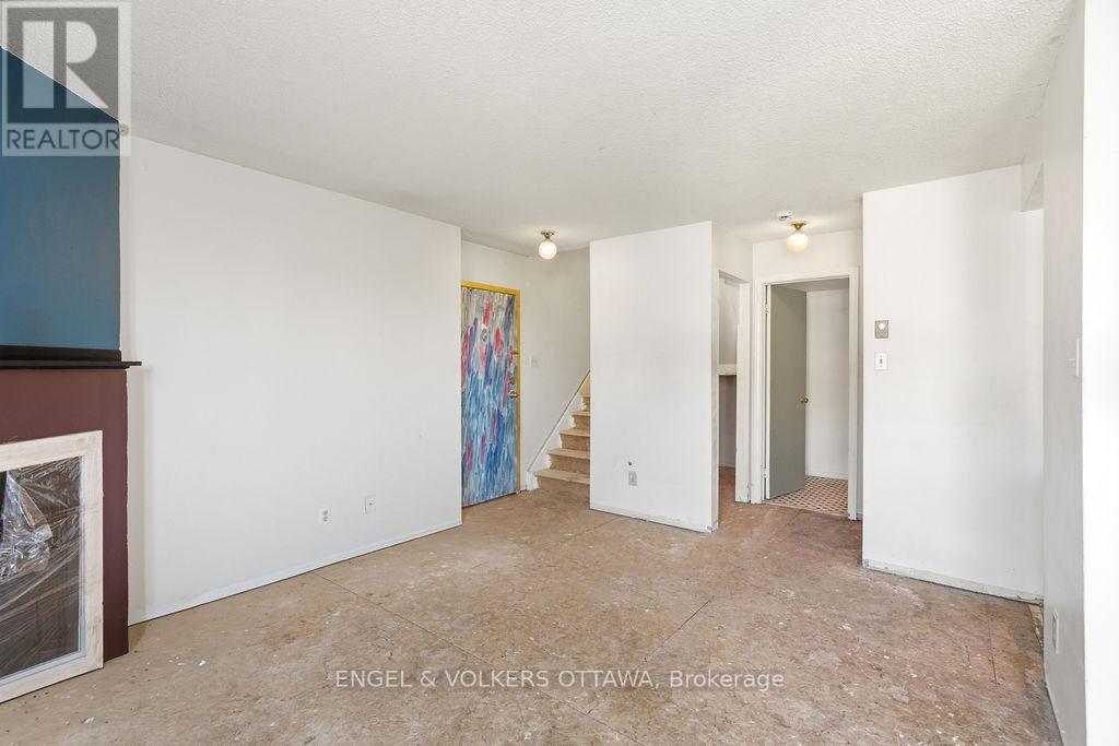 508 - 1589 ST BERNARD STREET