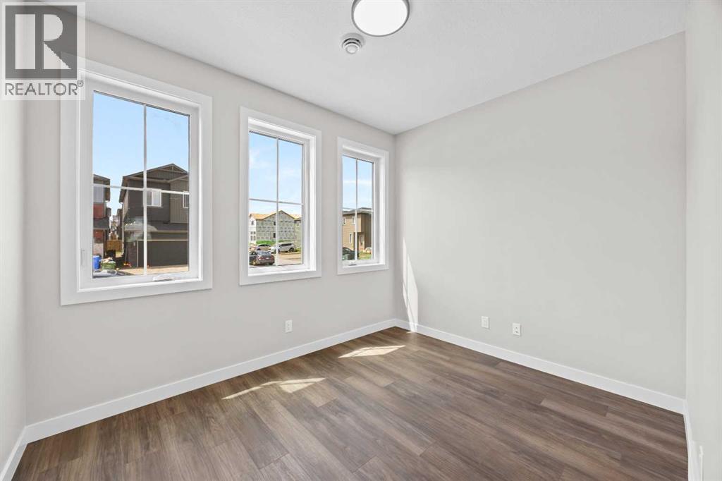 72 Amblefield View NW