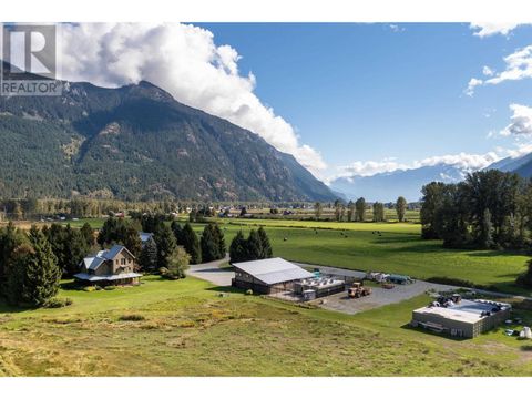 8891 PEMBERTON MEADOWS ROAD Pemberton BC V0N2L2