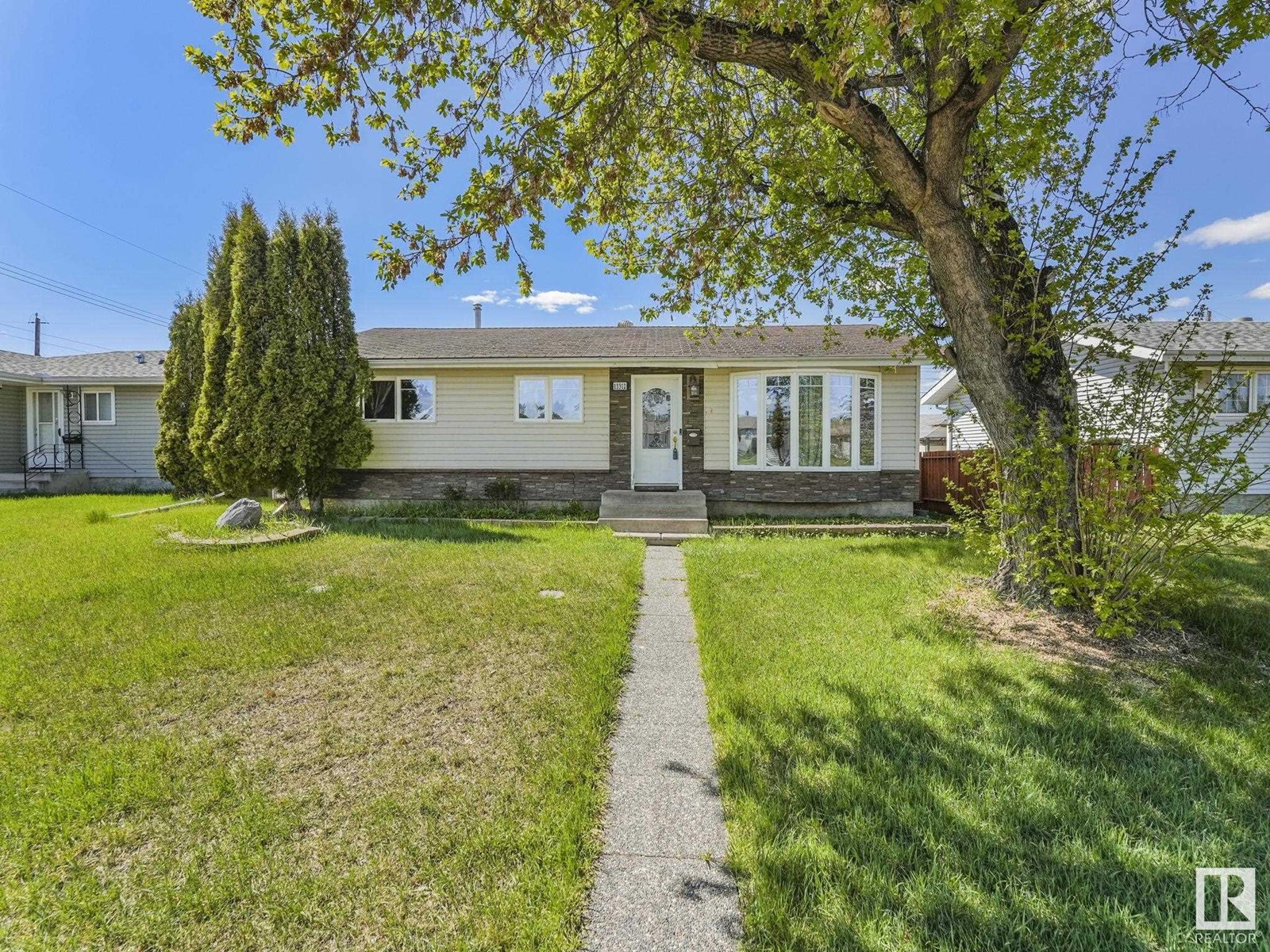 13312 68 ST NW
