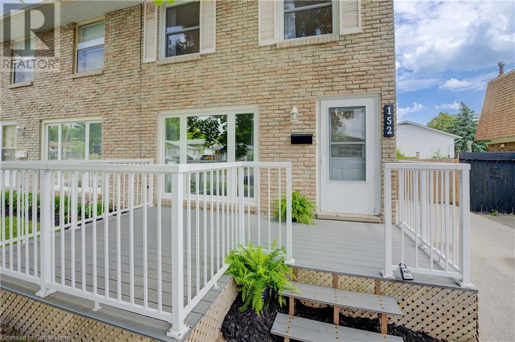 152 GREENDALE Crescent