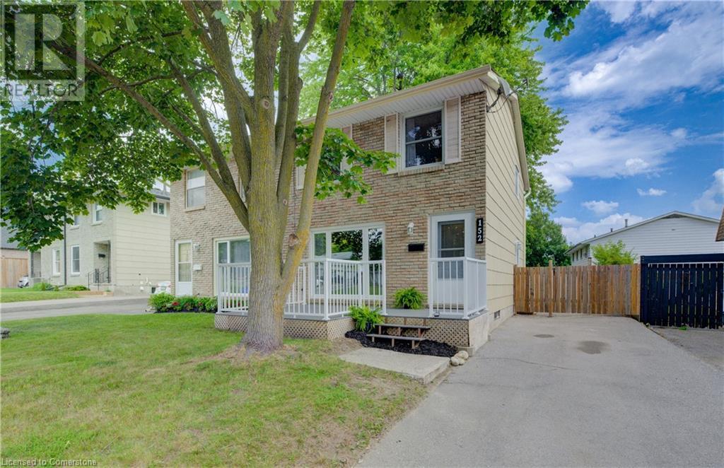 152 GREENDALE Crescent