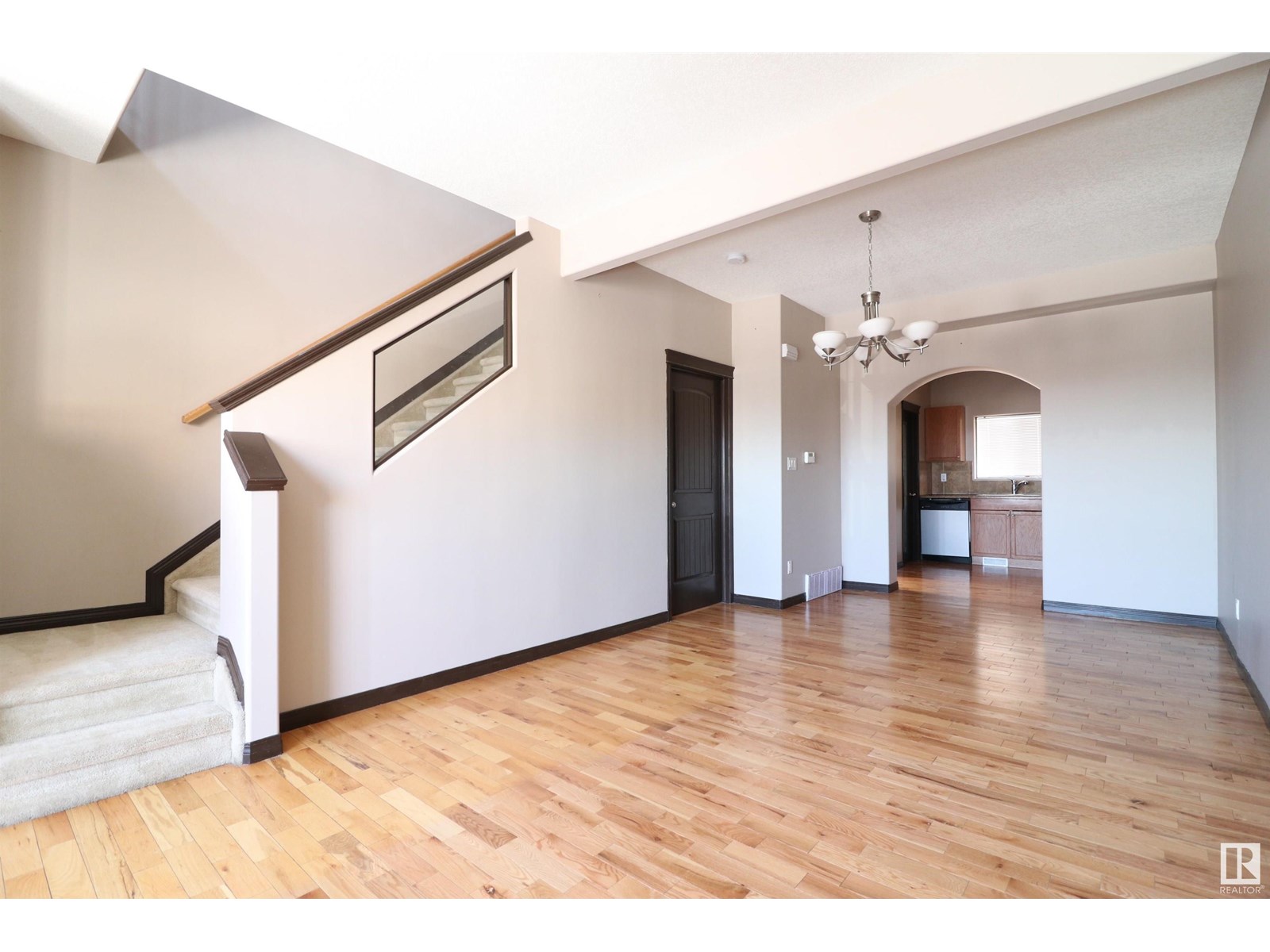 5106 146 AV NW