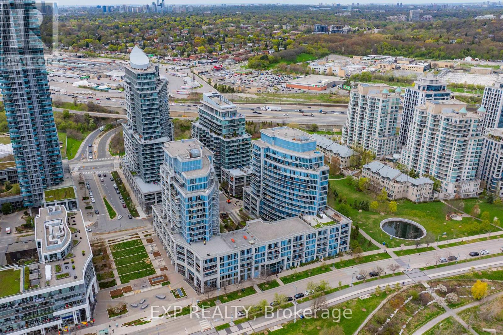 1003 - 2119 LAKESHORE BOULEVARD W