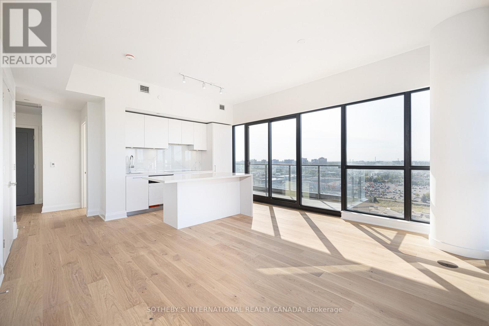 1501 - 33 FREDERICK TODD WAY