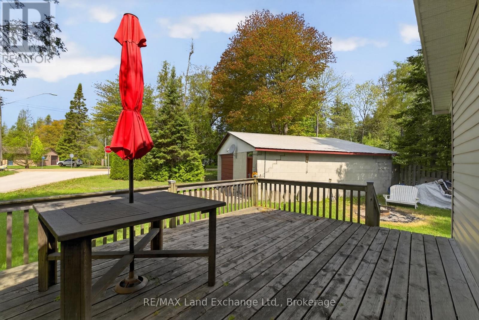 114 SUNRISE AVENUE