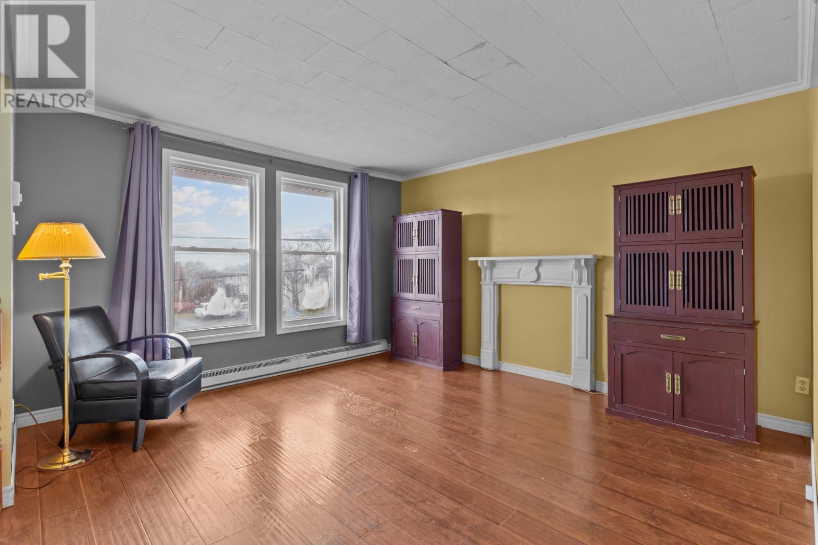 98 Commonwealth Avenue