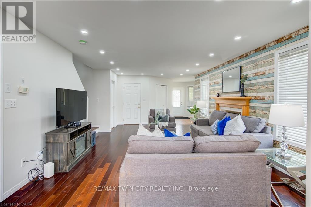 15 CHESTER DRIVE