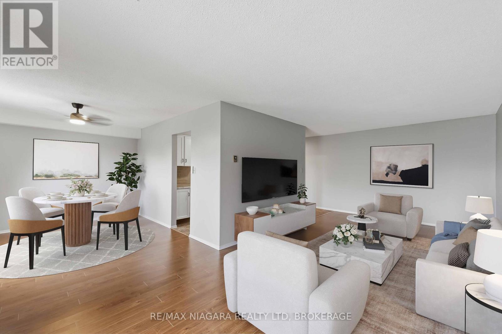 313 - 4209 HIXON STREET