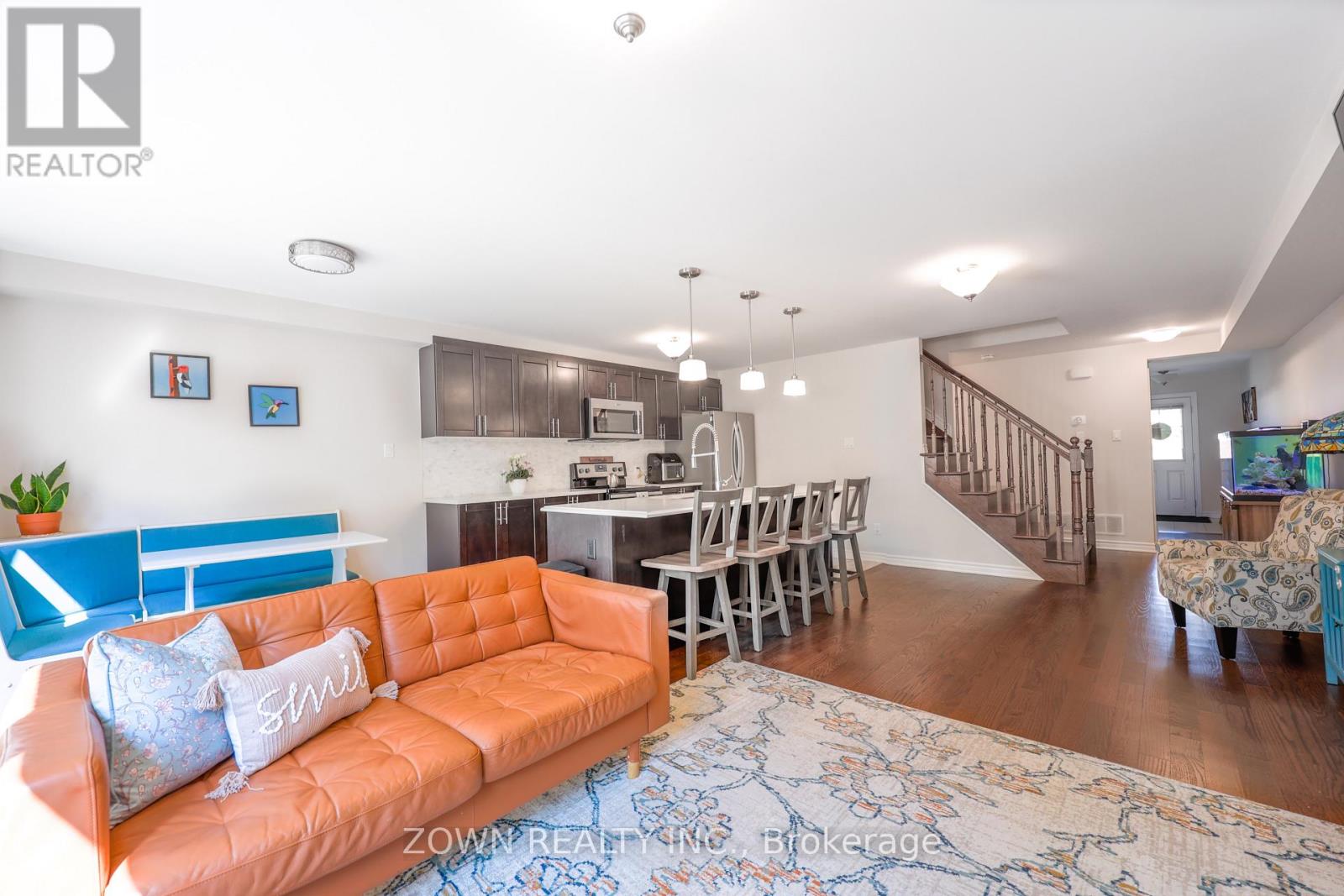 525 PARADE DRIVE