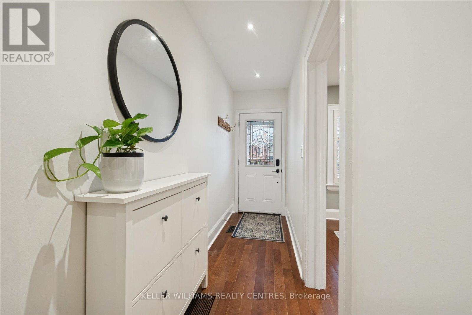 1780 GERRARD STREET E