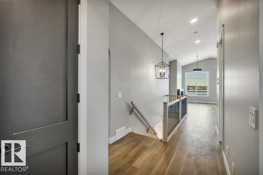 44 ELDRIDGE PT