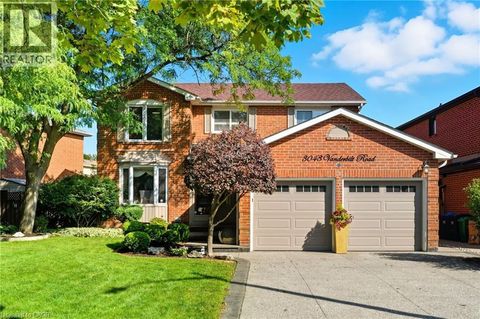 3043 VANDERBILT Road Mississauga ON L5N4W8