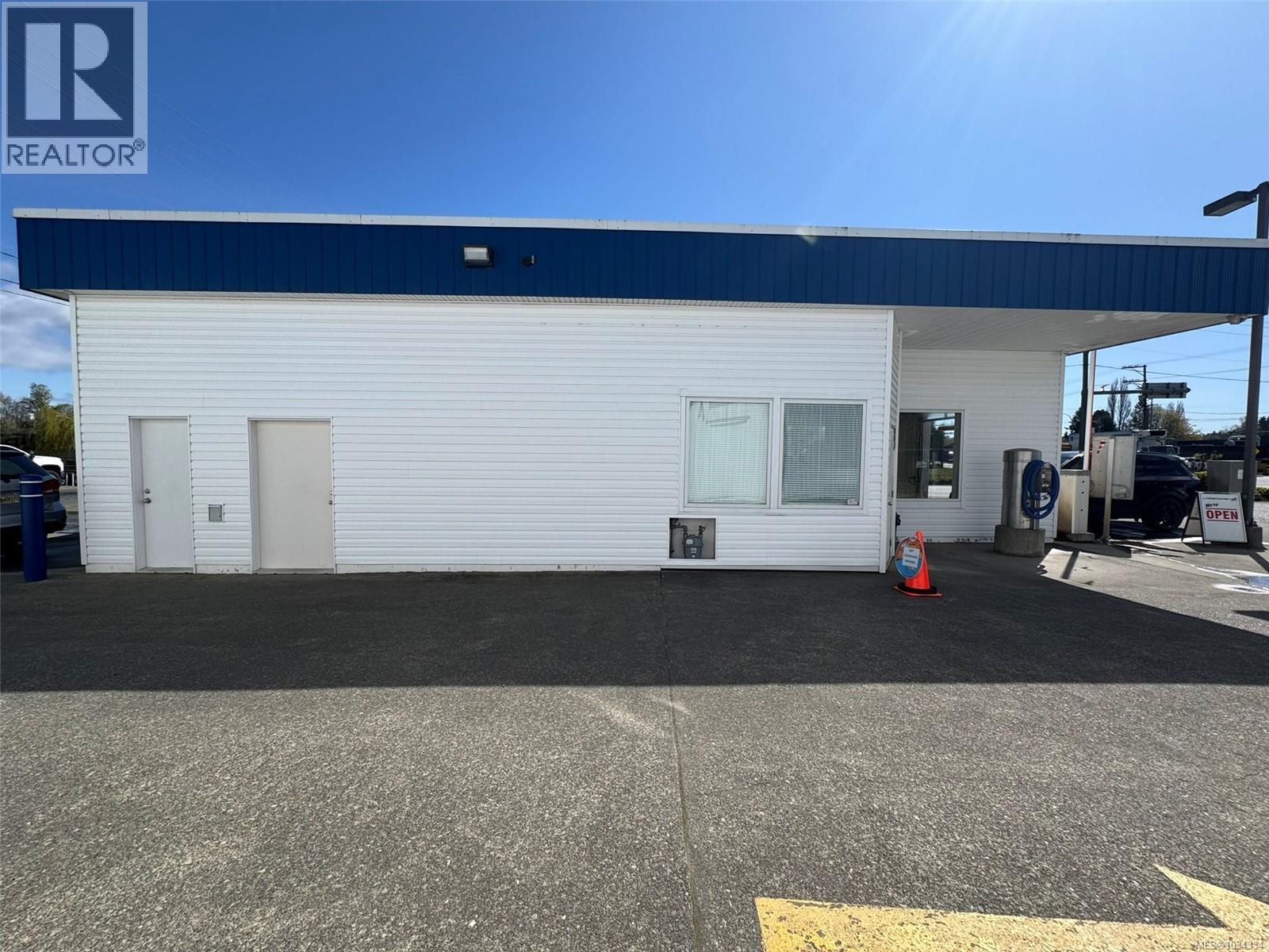 2060 Island Hwy