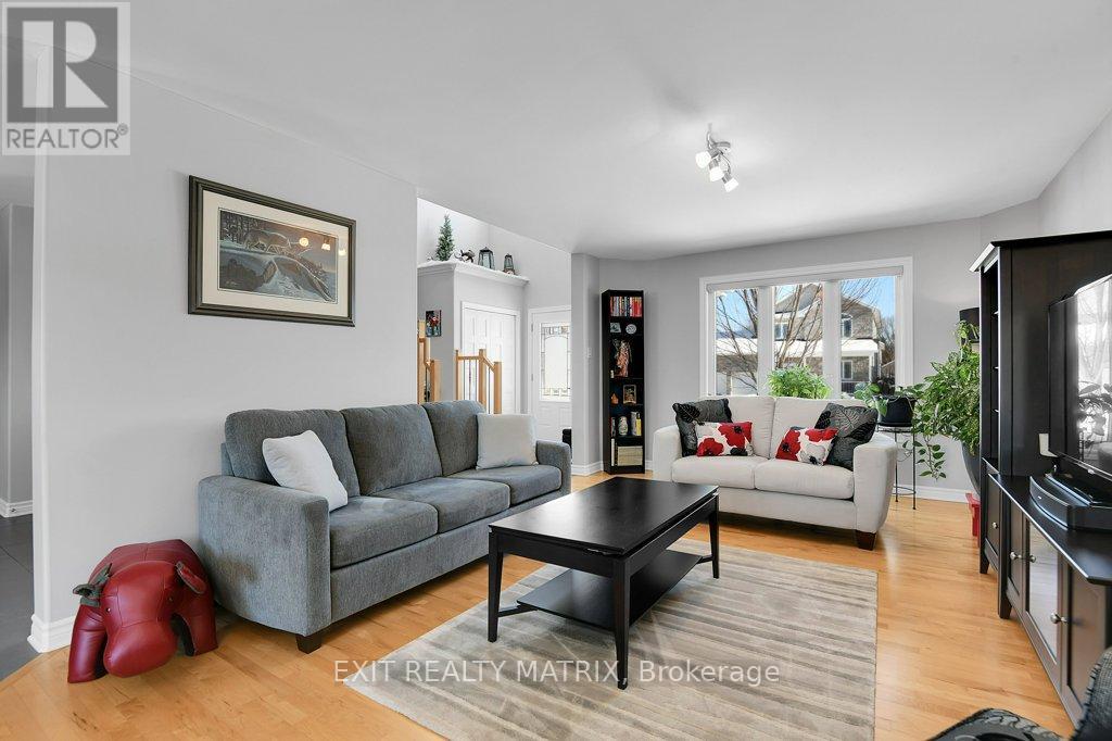 106 COBBLESTONE DRIVE